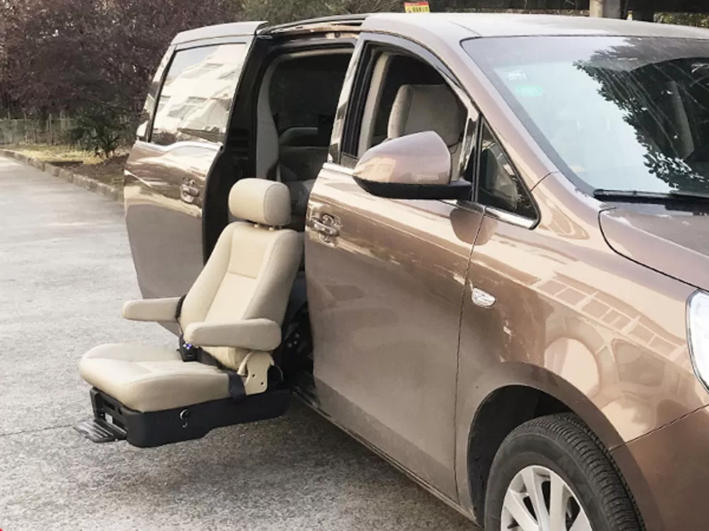 Какой автомобиль подходит для поворотных сидений?